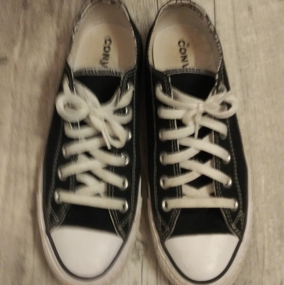 Converse low tops
